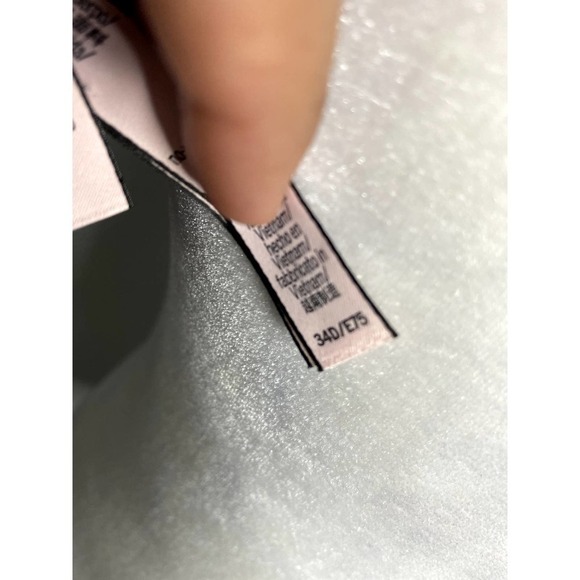 Victoria's Secret Bra Red CrissCross Back Light Padding 34D - Picture 6 of 8